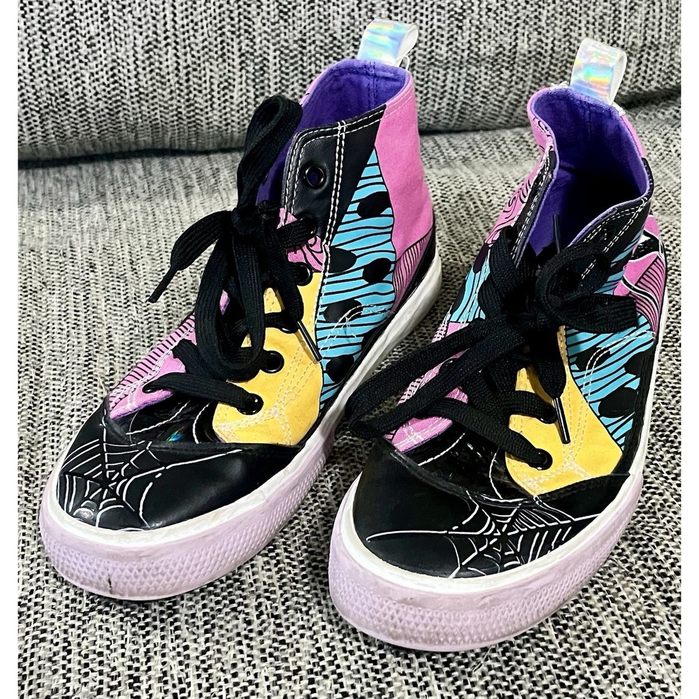 Disney Nightmare Before Christmas Kids Hi-Top Sneakers Size 6 Jack Sally NBC